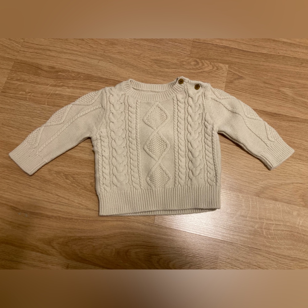 Baby Gap Knit Sweater with button detail - size 12-18 months